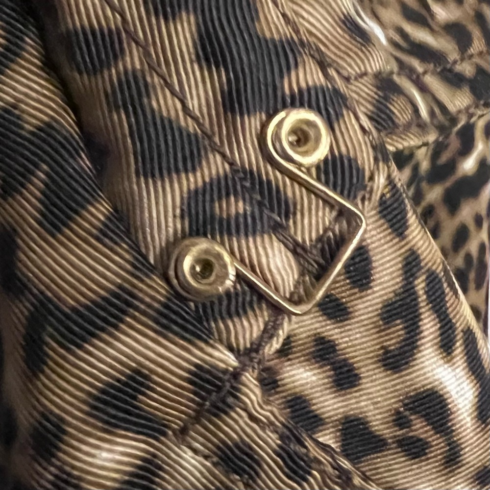 Banana Republic Leopard Double Breasted
Peplum Jacket Size M GreatCondition - Picture 6 of 13